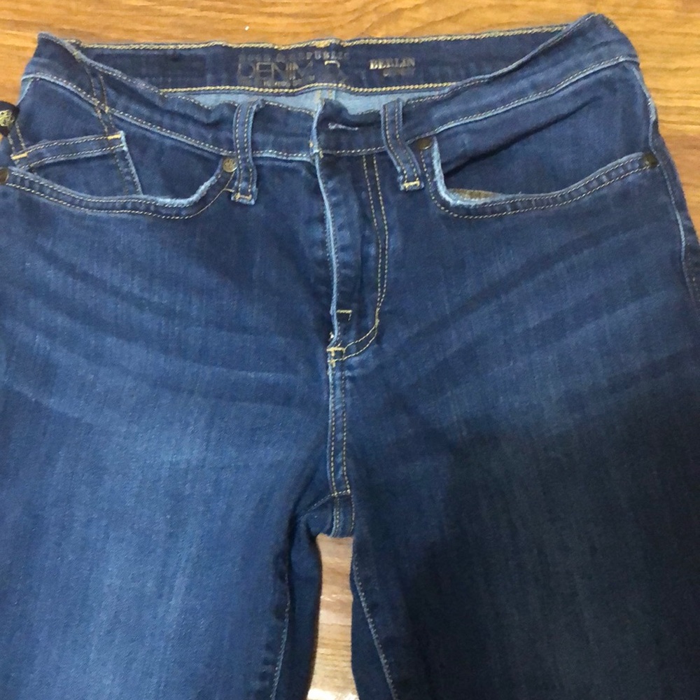 Rock and Republic size 6 medium like new
